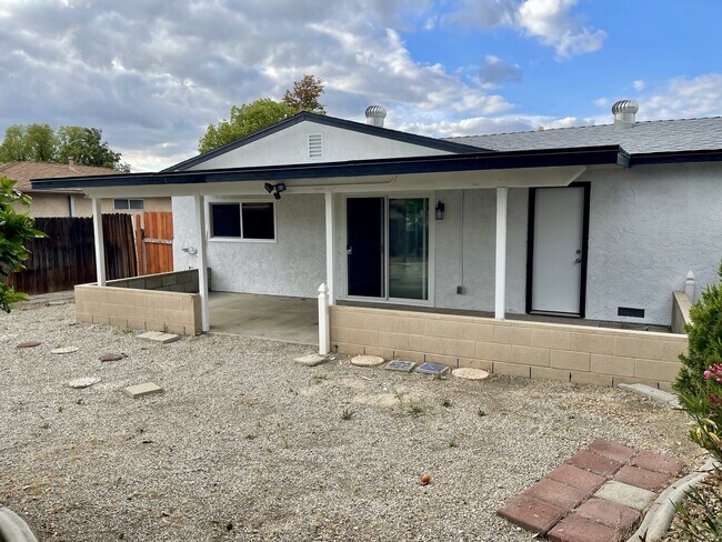 Building Photo - 1887 Cll Amargosa