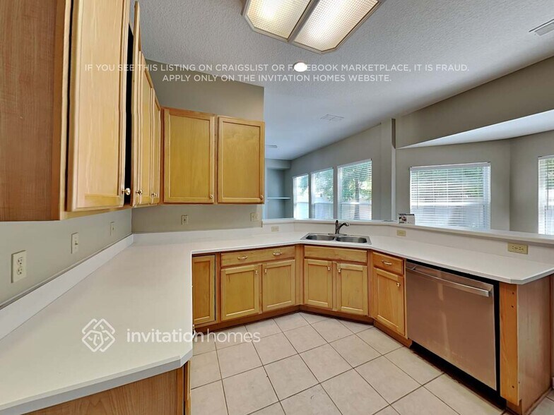 Building Photo - 209 Crooked Ct