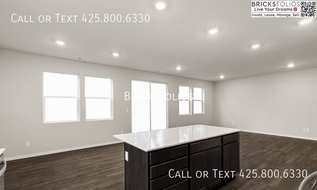 Building Photo - 18726 Lipoma Pl E