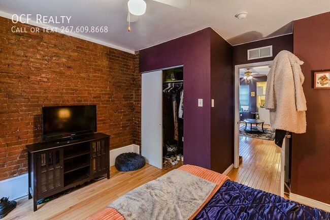 Building Photo - 620 S 3rd St