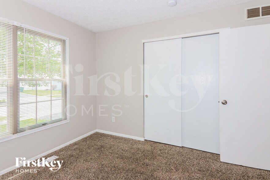 Building Photo - 3424 Brook Spring Dr