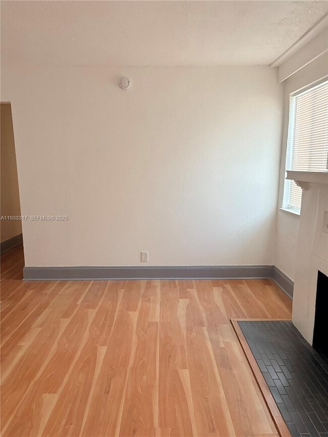 Building Photo - 249 SW 4th St