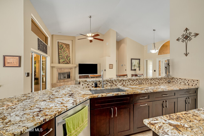 Building Photo - 3789 Peacock Dr