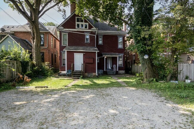 Building Photo - Wilber Ave 226-228 MLR