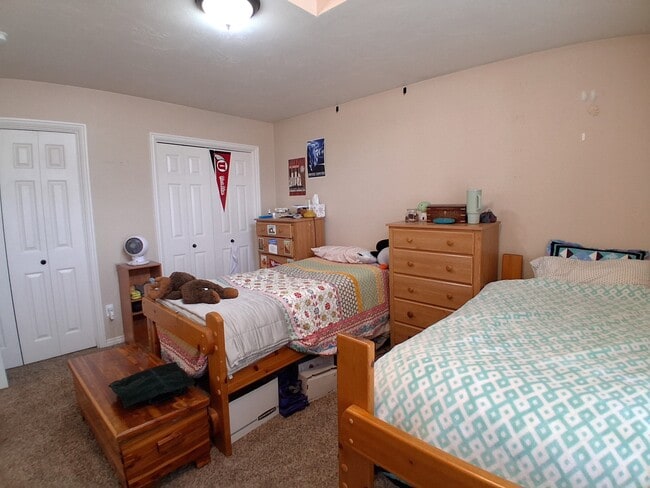 Building Photo - 577 N 100 W St