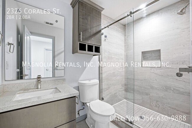 Building Photo - 2326 Corales St