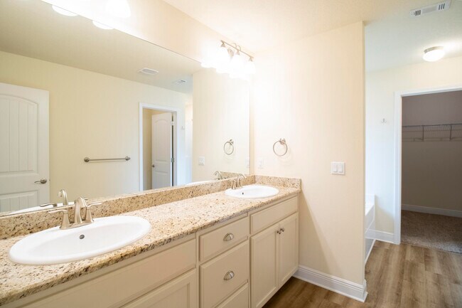 Building Photo - 3215 Stephens Landing Ln