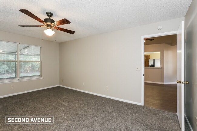 Building Photo - 6604 Arancio Dr W