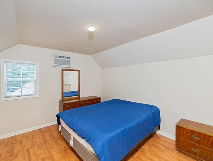 Upstairs Bonus Room - 490 Sheldon Rd