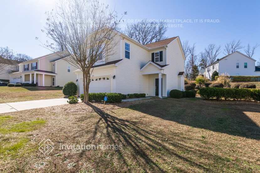 Building Photo - 3325 Glamorgan Ct