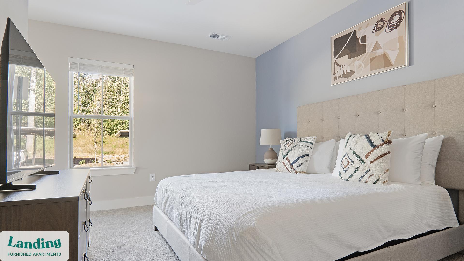 Building Photo - 1000 Forestview Dr