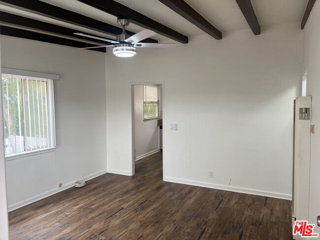 Building Photo - 419 La Colina Dr