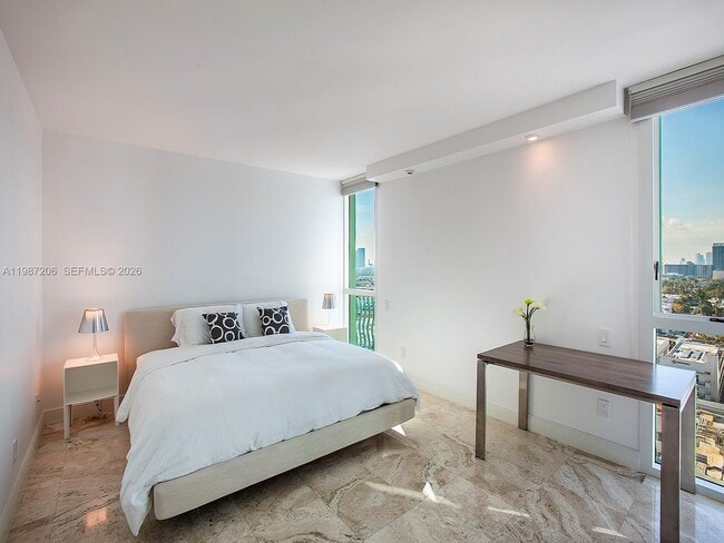 Building Photo - 1500 Ocean Dr