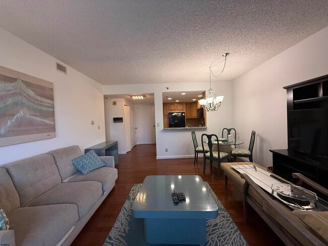 Building Photo - 3101 Boardwalk