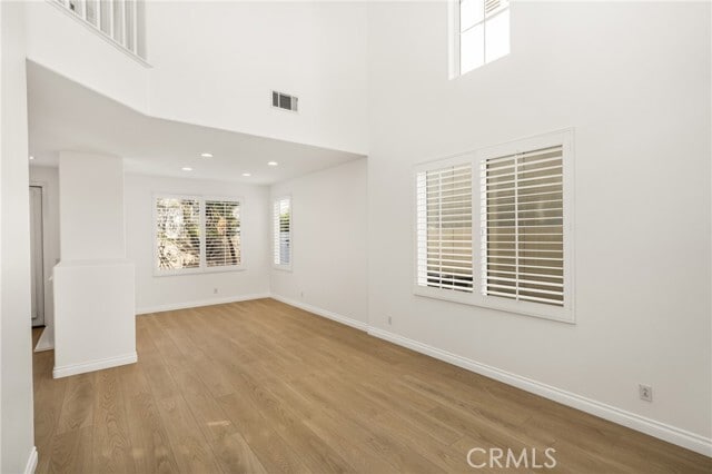 Building Photo - 18621 Park Meadow Ln