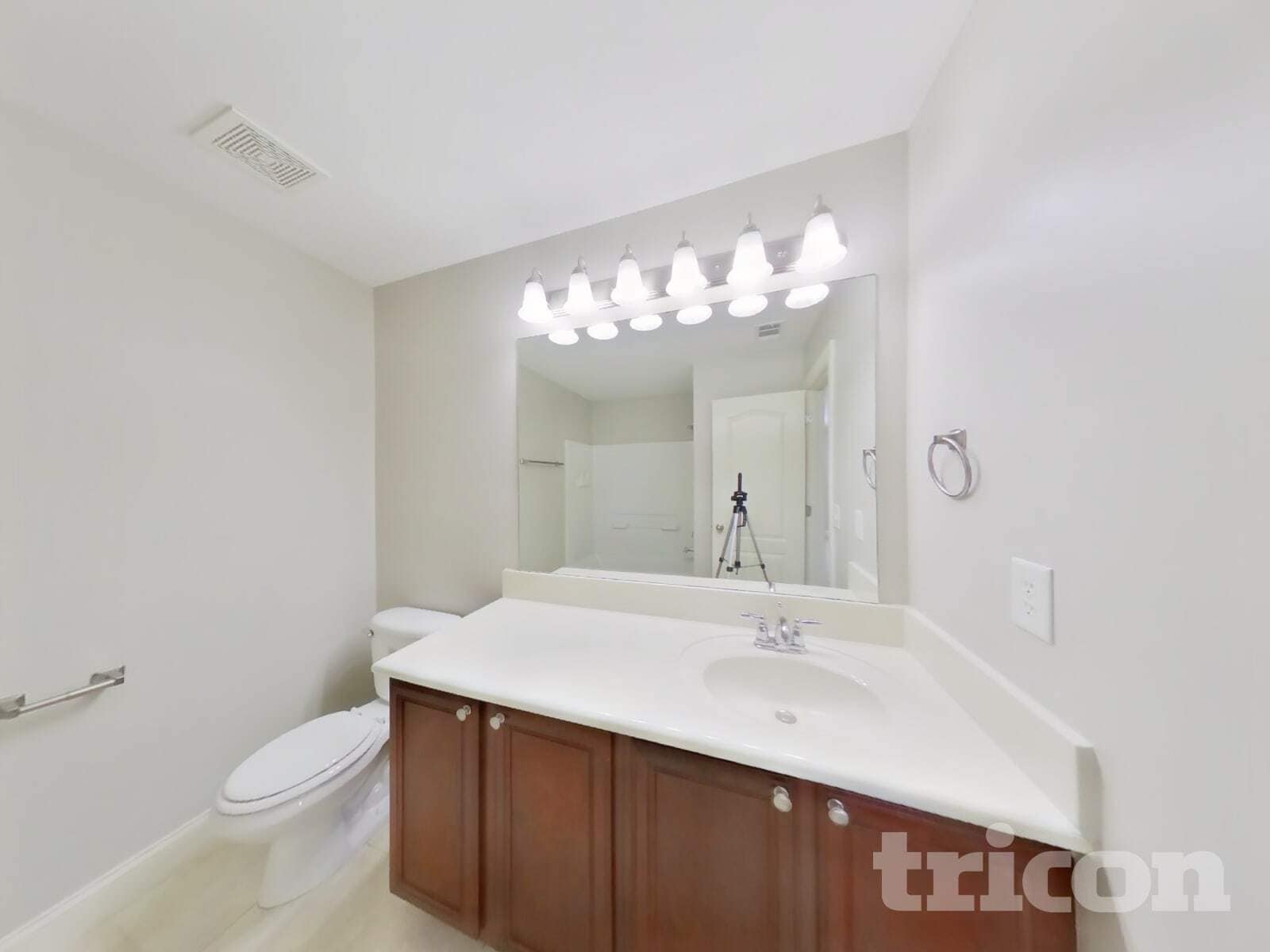 Building Photo - 1004 Abberley Cir