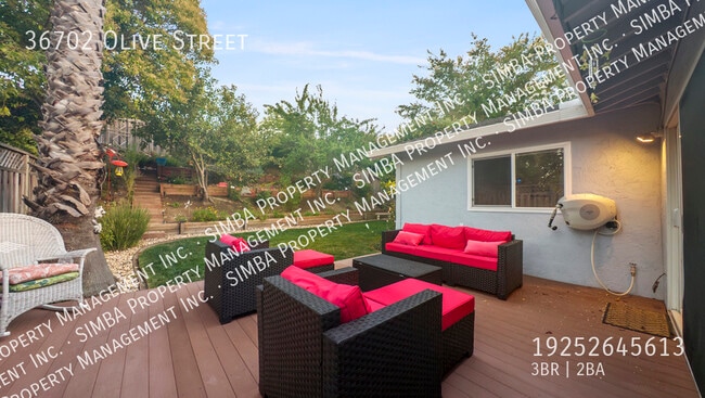 Building Photo - 36702 Olive St