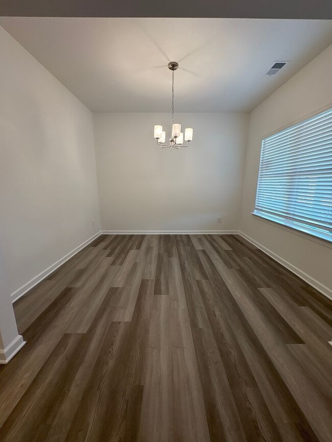 Building Photo - BRAND NEW SINGLE FAMILY HOME IN LOGANVILLE