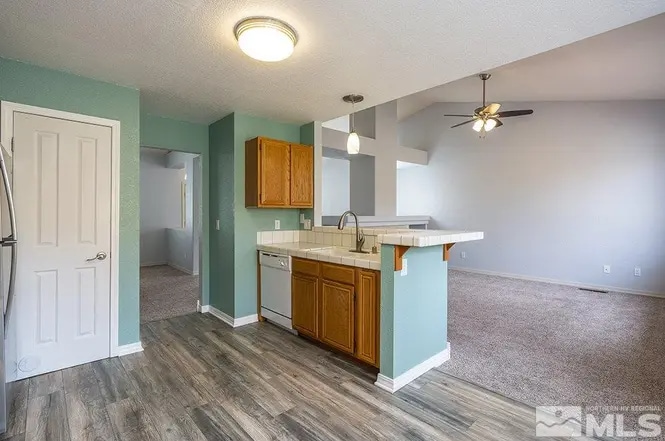 Building Photo - 3943 Regal Dr