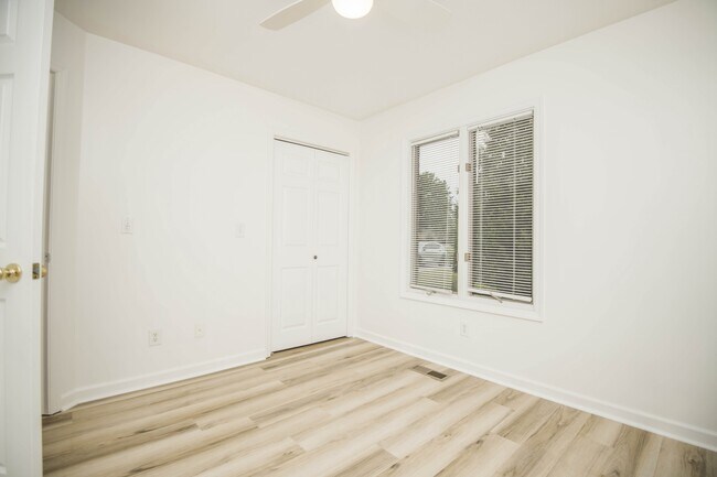 Building Photo - 106 Oohleeno Way