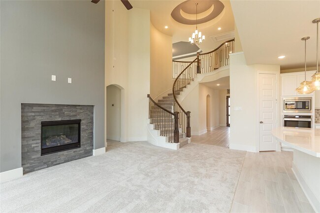 Building Photo - 30031 Aralia Dr