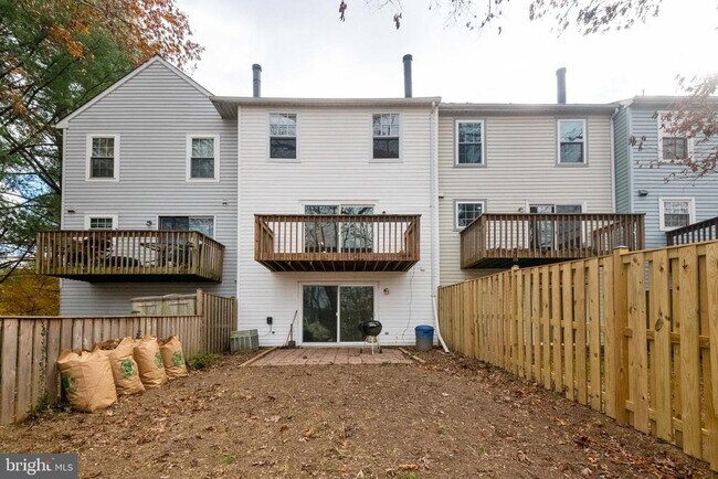 Building Photo - 11770 Stonegate Ln