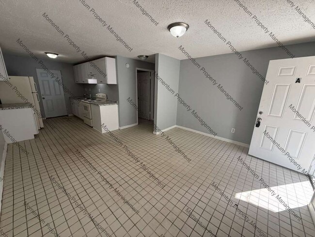 Building Photo - 1904 N 42nd St