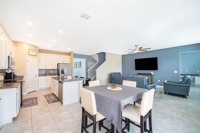Building Photo - 187 Aces High Ln