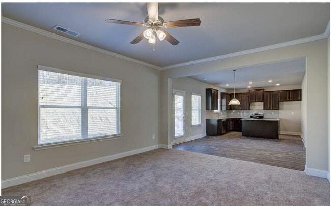Building Photo - 151 Cherokee Rose Dr