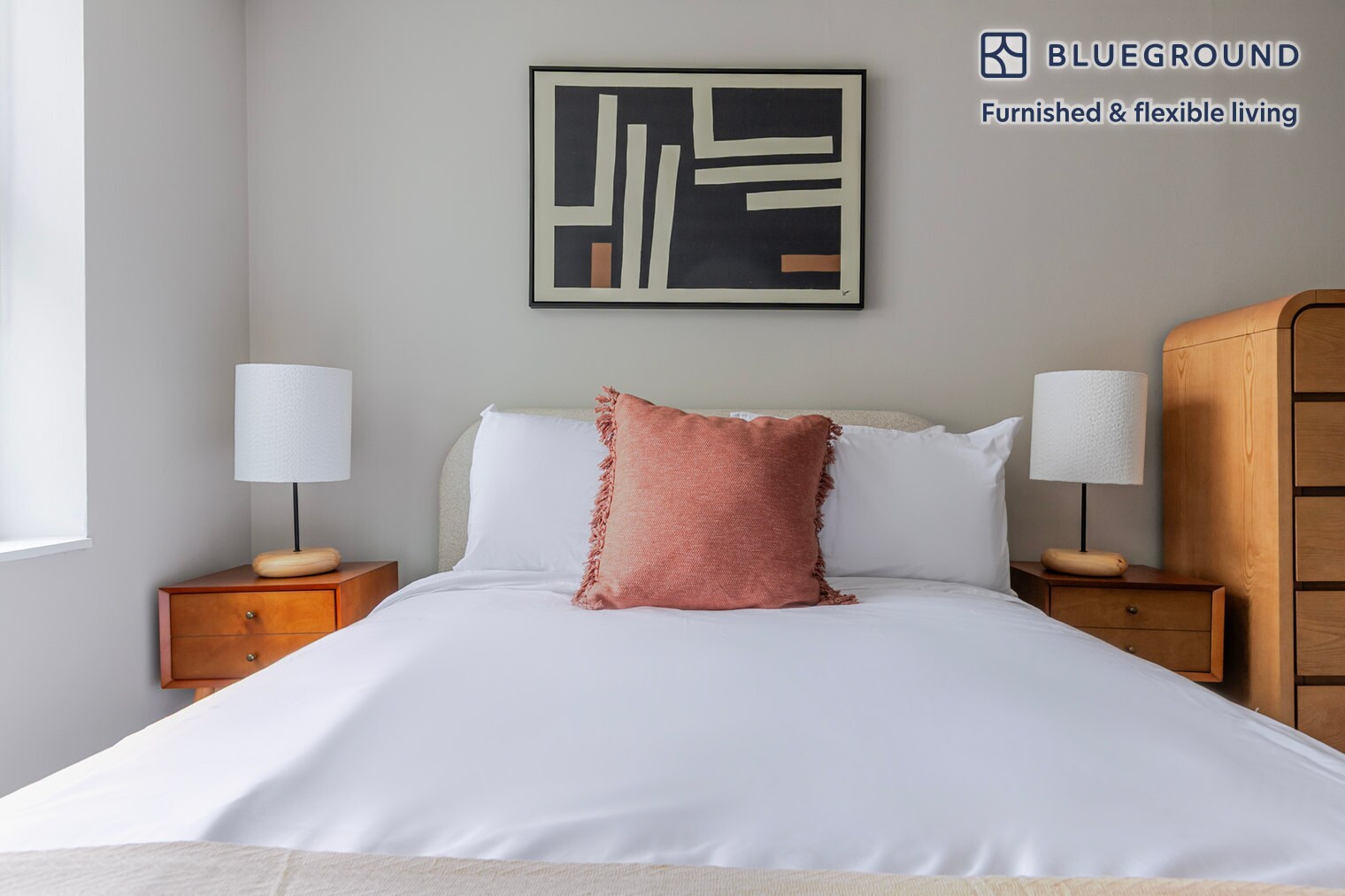 Building Photo - 77 W Huron St