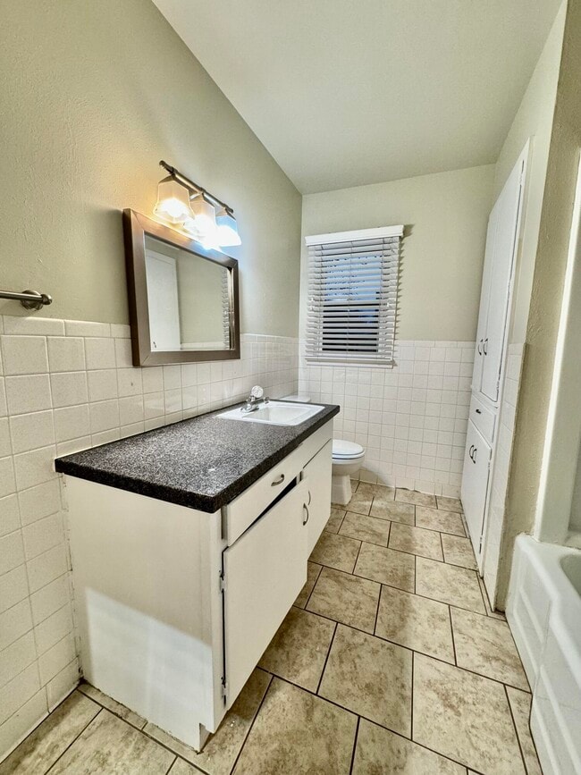 Building Photo - 3008 57th St