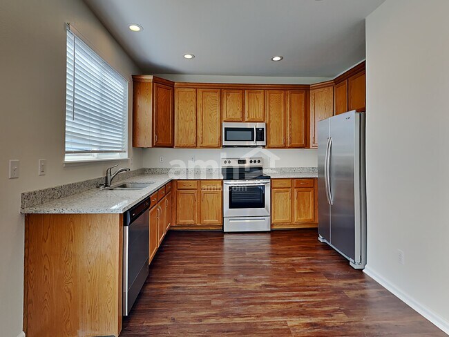 Building Photo - 7785 Blue Vail Way