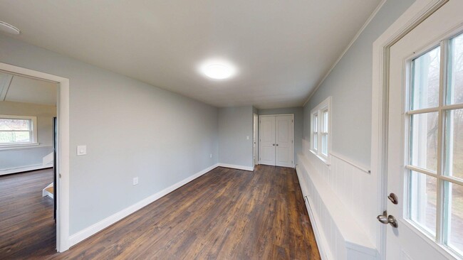 Building Photo - 209 US-202