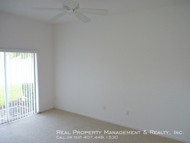 Building Photo - 3 BR / 2.5 BA Townhouse In Avalon Park