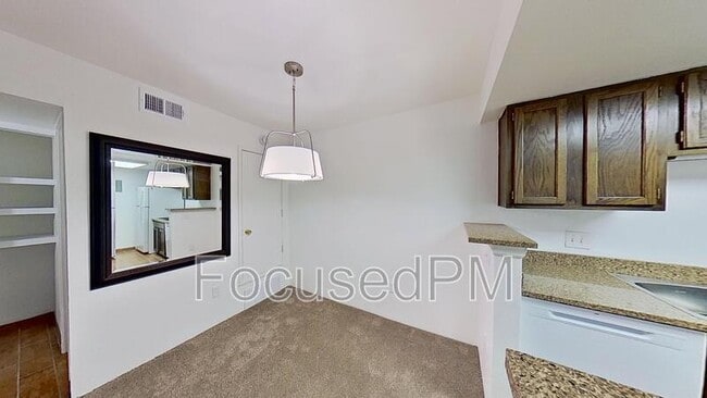 Building Photo - 4400 S Quebec St