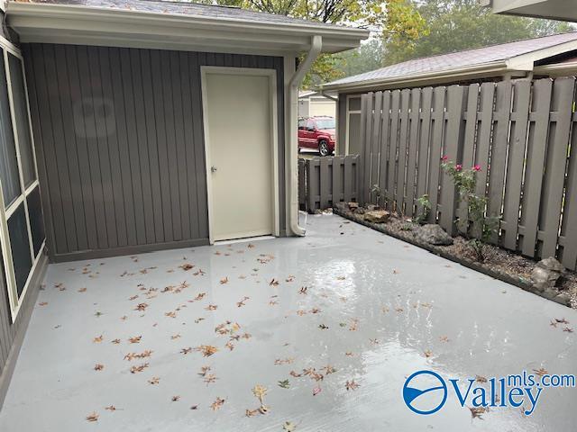 Building Photo - 206 Springvale Cir