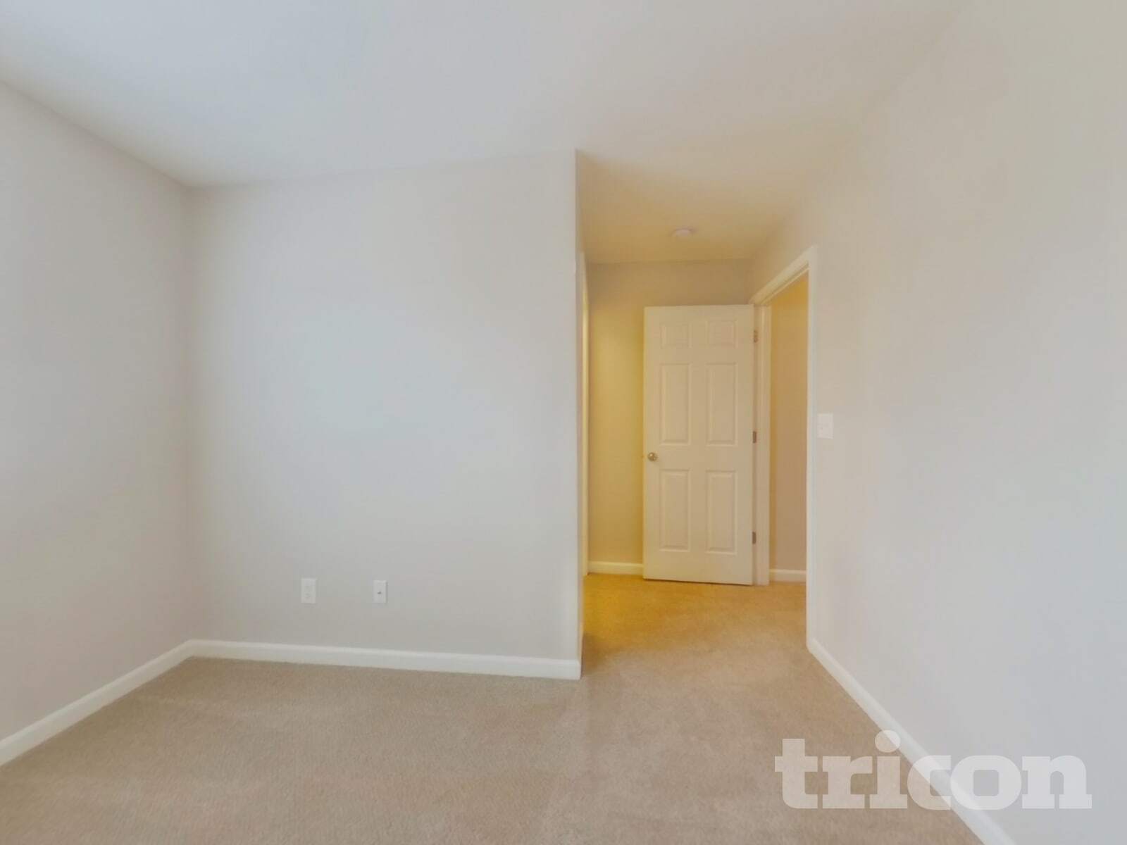 Building Photo - 1135 Blue Topaz Dr