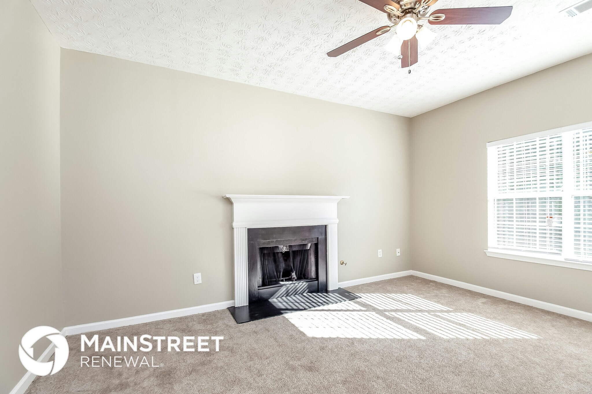 Building Photo - 3120 Lake Port Dr SW