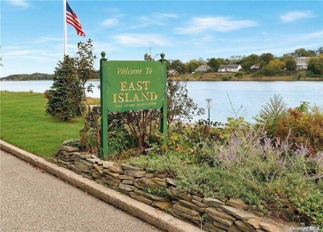 Building Photo - 48 Westland Dr