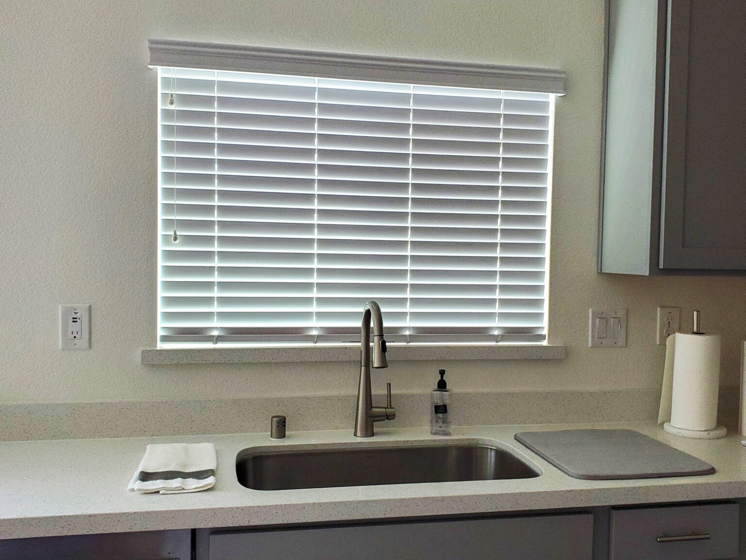 Building Photo - 2986 Portage Way