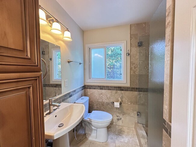 Building Photo - 4021 Campana Dr