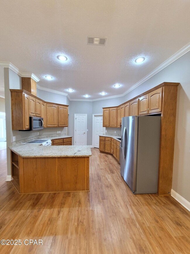 Building Photo - 1224 Huntington Ridge Rd
