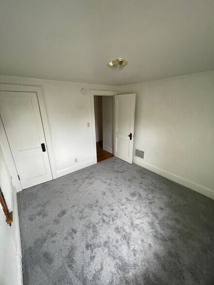 Building Photo - 314 Nicollet Ave