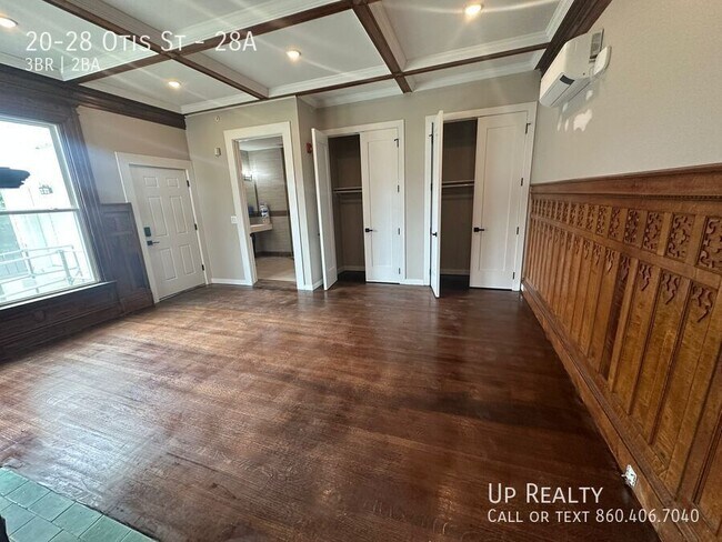 Building Photo - 20-28 Otis St-28A