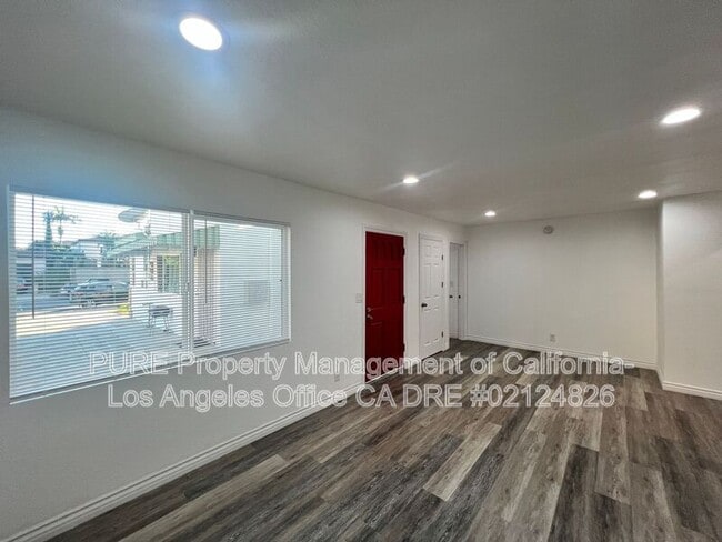 Building Photo - 980 W Battery St