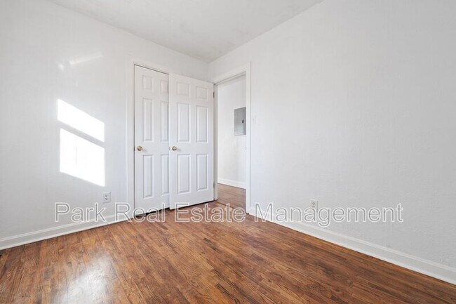 Building Photo - 2907 Beechwood Dr