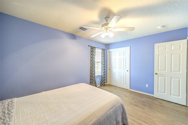 Building Photo - 2351 Urban Forest Ct