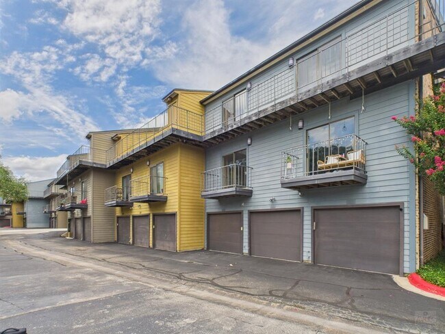 Building Photo - 1501 Barton Springs Rd