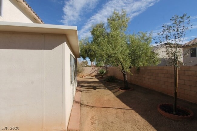 Building Photo - 8247 Azure Shores Ct