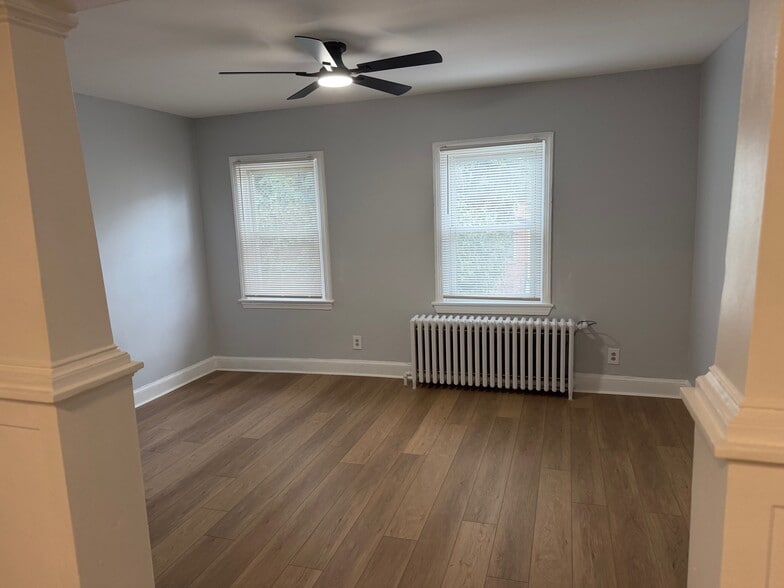 Building Photo - 3008 Nelson Pl SE